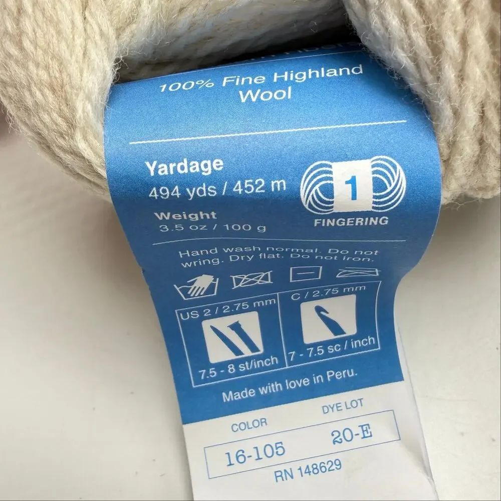 Cloudborn Highland Fingering Wool Yarn Oatmeal Lot of 2 Hanks Skeins 100g Peru
